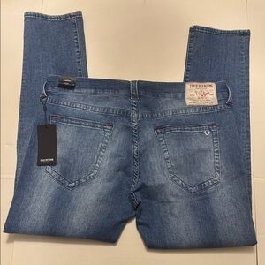 NWT True Religion Rocco Relaxed Skinny Medium Wash Jeans Men’s Size 38x32